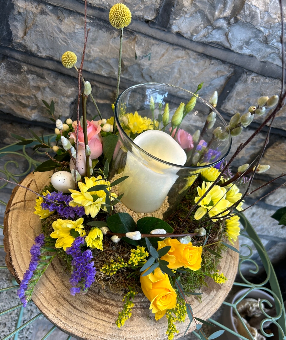 Easter Table Arrangement