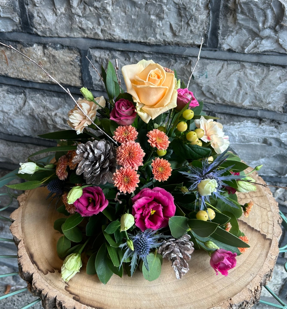 Christmas Whisper Posy
