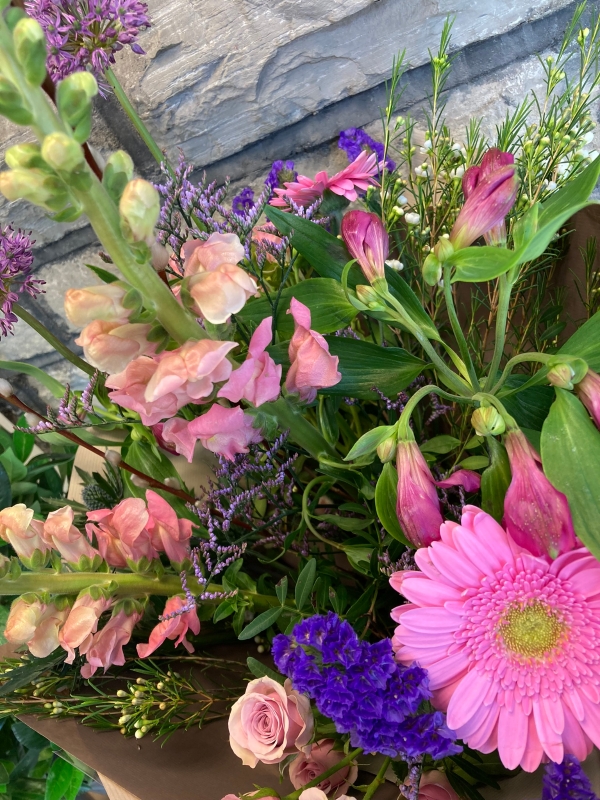 Pink & Purple seasonal Bouquet