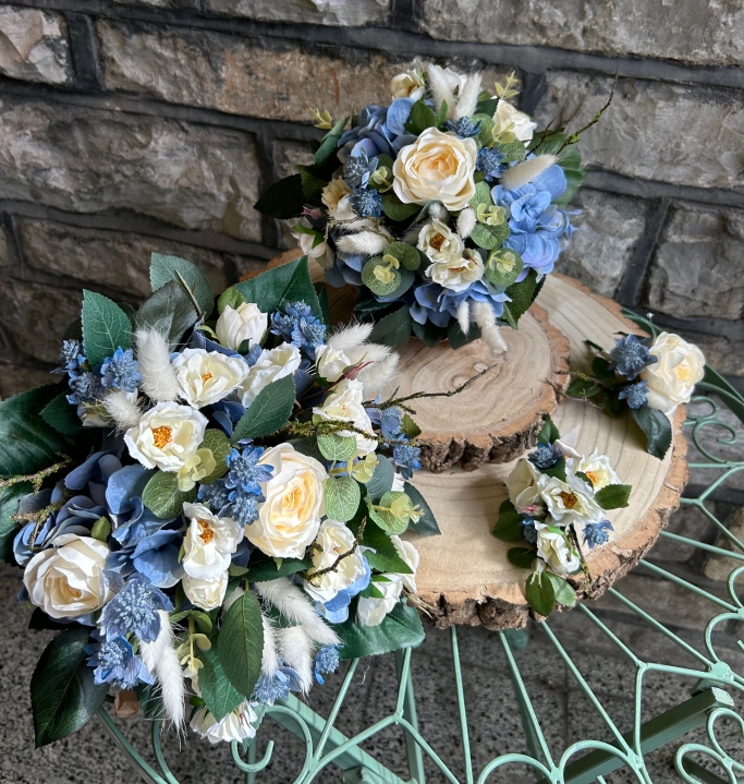 Wedgwood Brides Bouquet Package